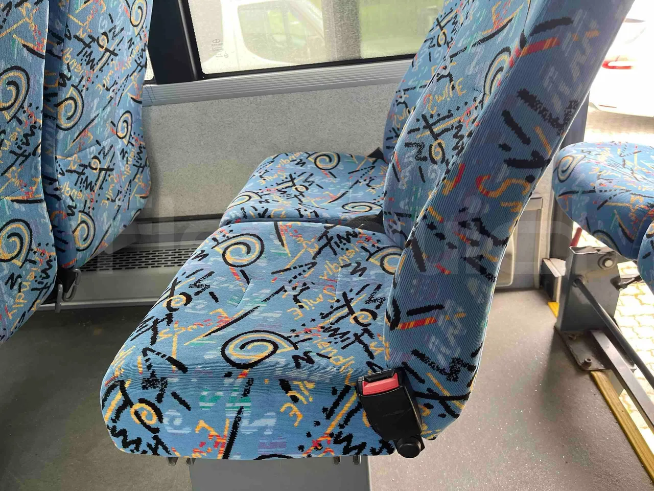 Solaris Interurbino - armrest detail photo