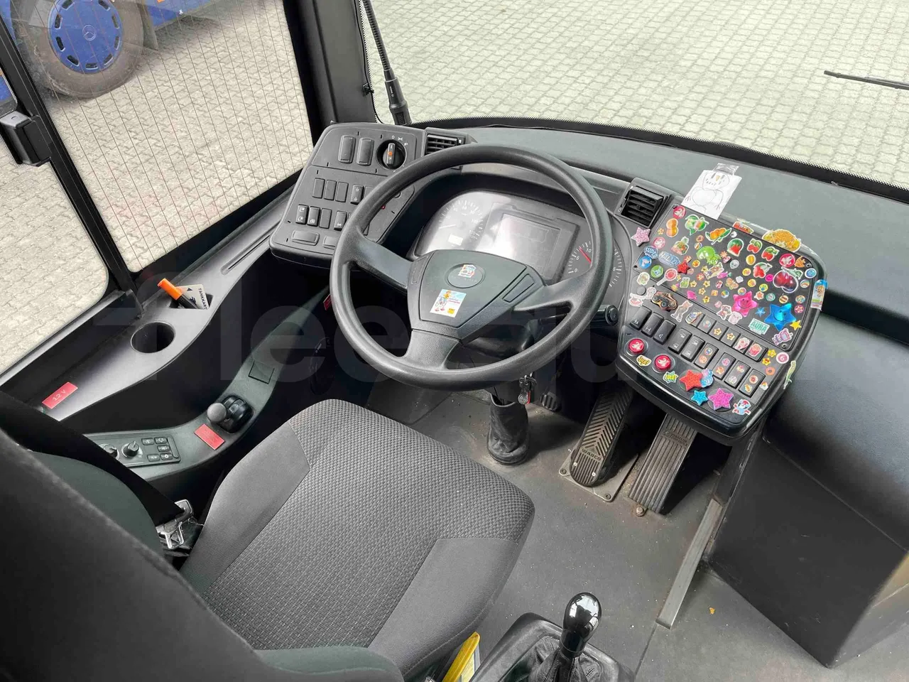 Solaris Interurbino - buttons panels on