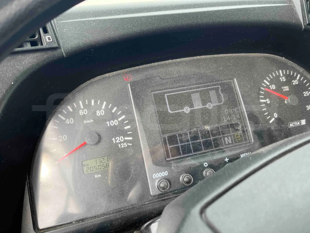 Solaris Interurbino - dashboard lights on