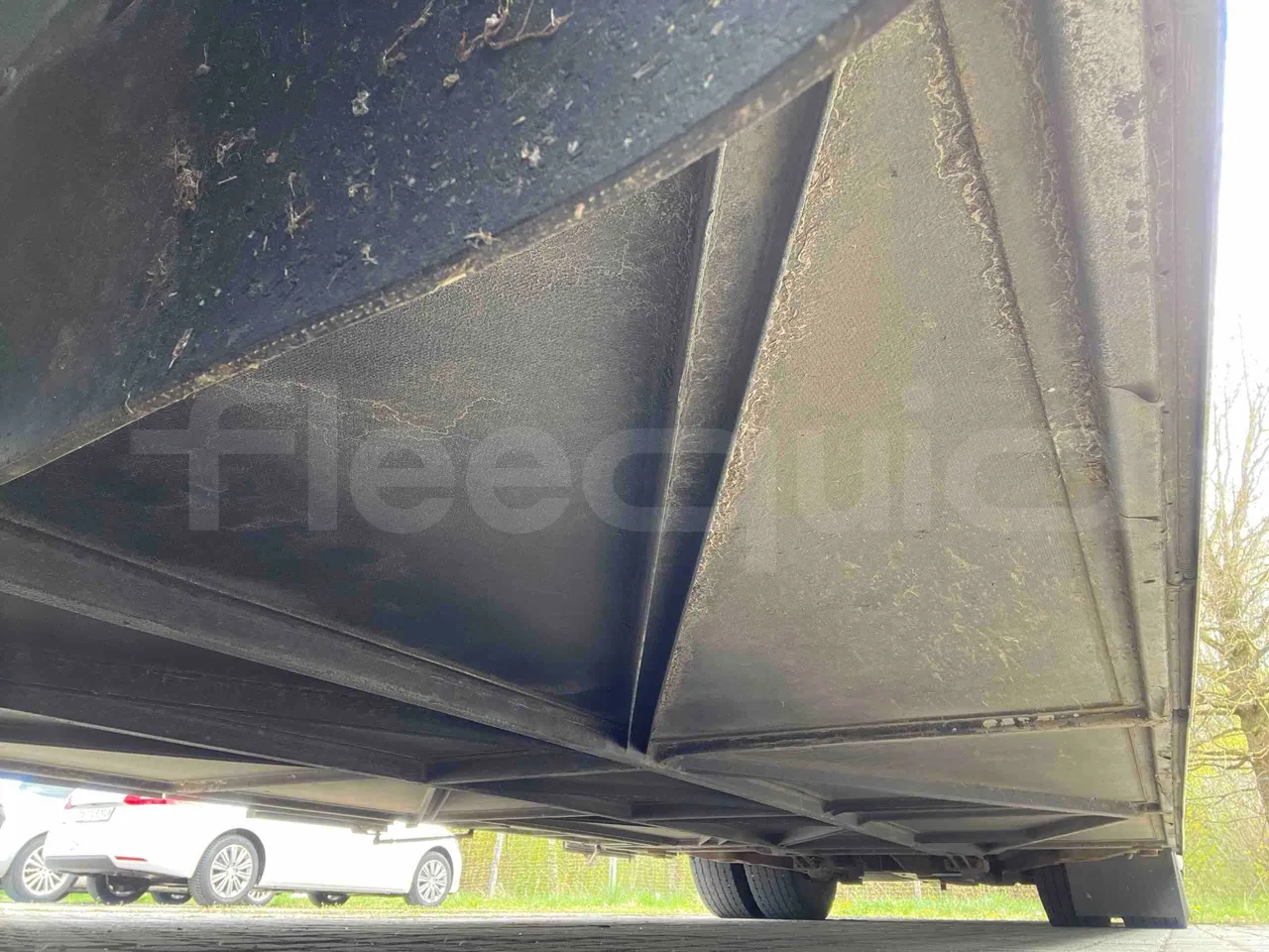 Solaris Interurbino - front shock absorbers left