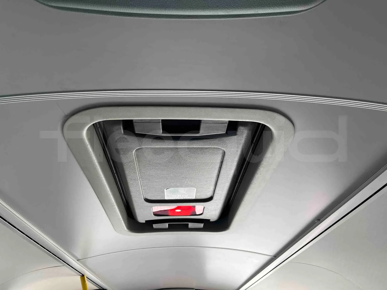Solaris Interurbino - roof hatch 2