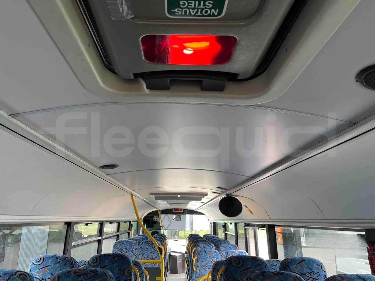 Solaris Interurbino - overhead compartments photo