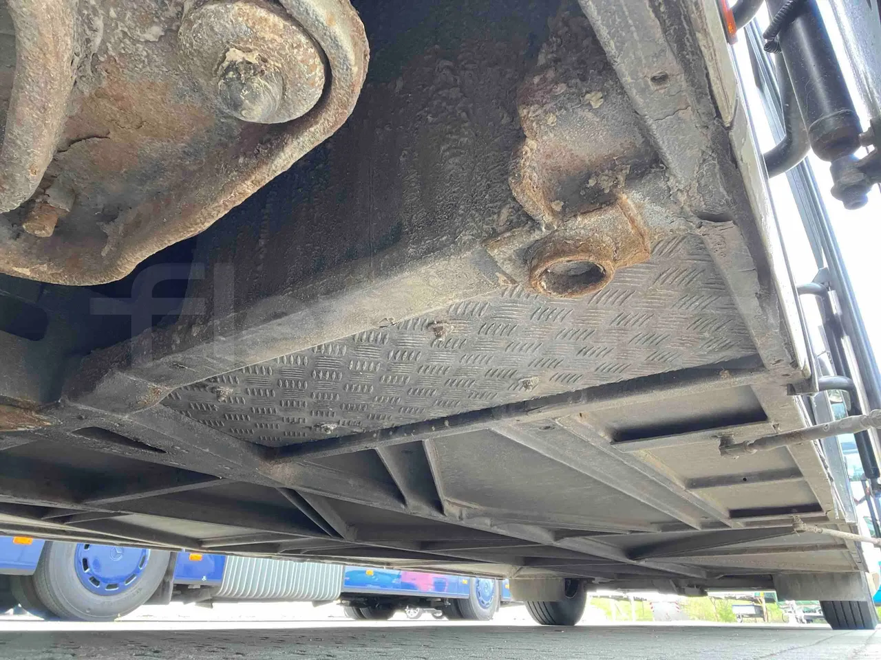 Solaris Interurbino - axle 3 air springs 1 right