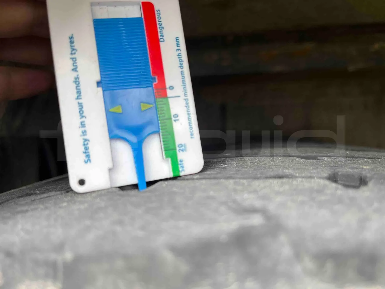 Solaris Interurbino - front left tire measurements
