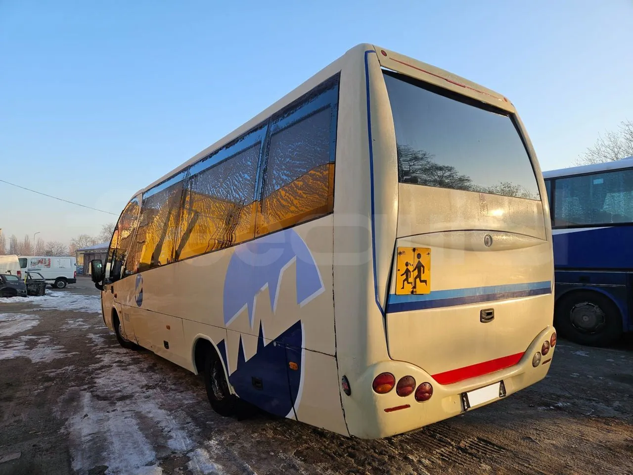 Iveco Mago2 CC80E - Euro 3 -130kW - 8.8 mt - 3/4 left rear side