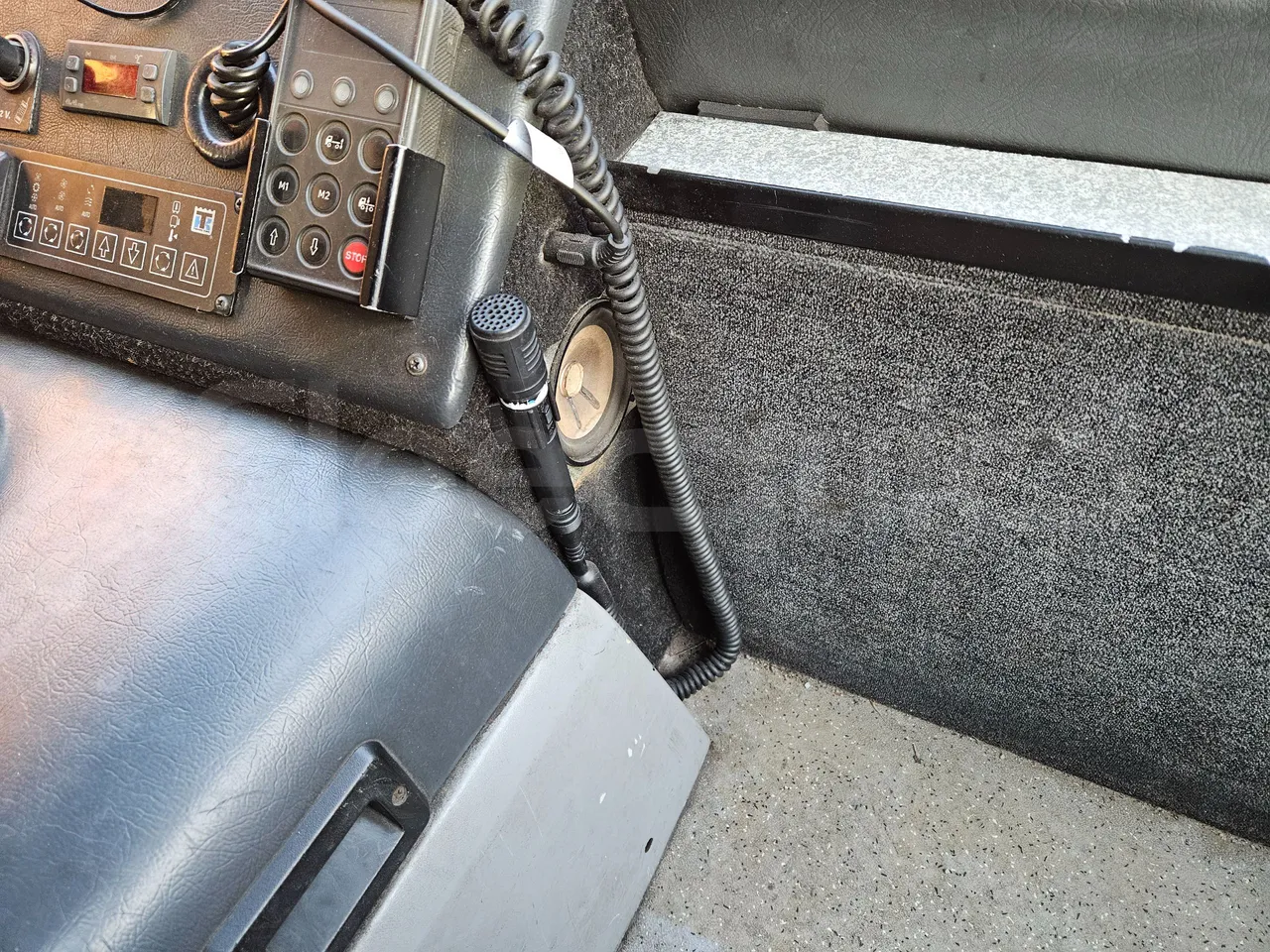 Iveco Mago2 CC80E - Euro 3 -130kW - 8.8 mt - hostes microphone accessories photo