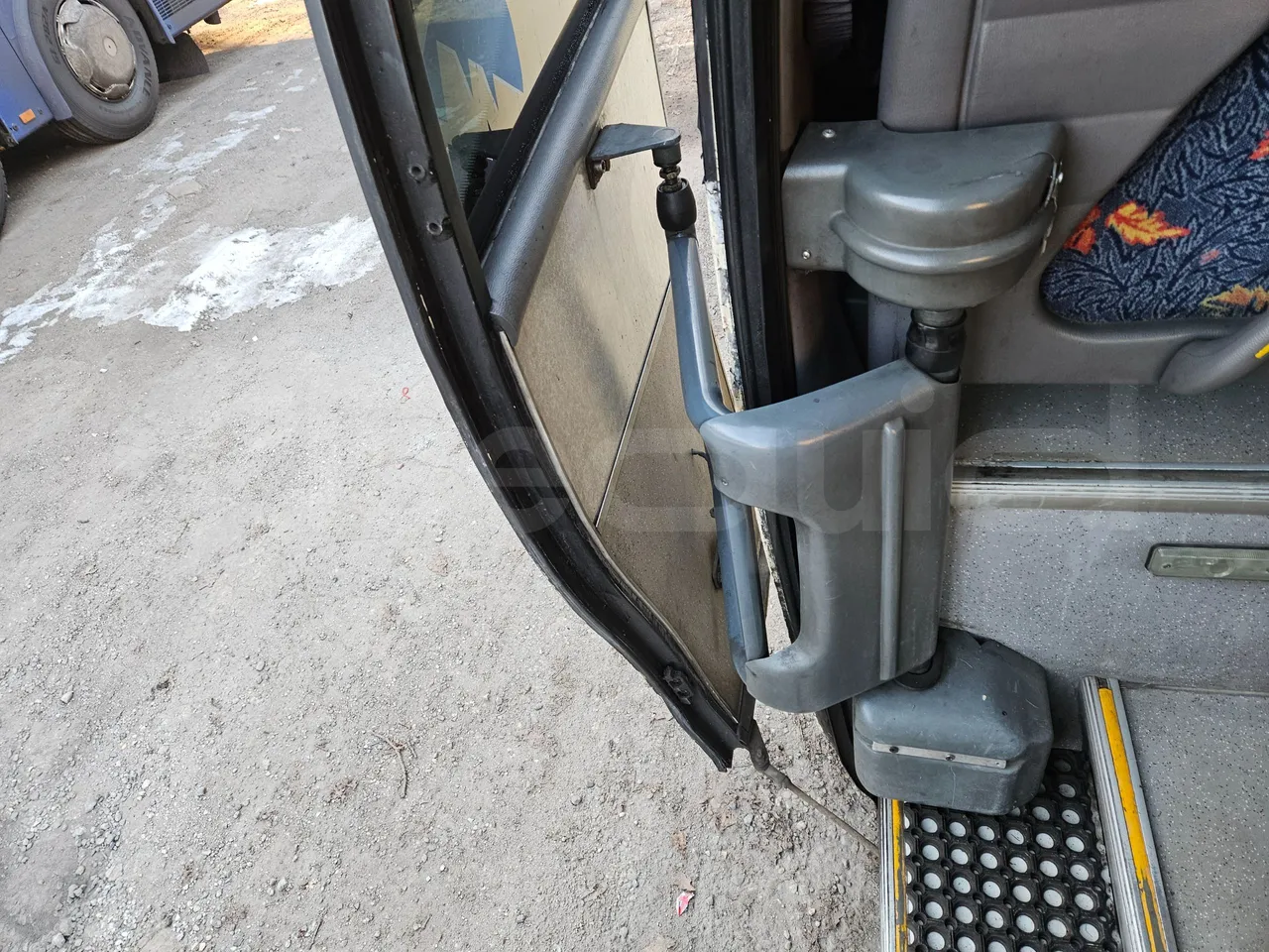 Iveco Mago2 CC80E - Euro 3 -130kW - 8.8 mt - door mechanism photo
