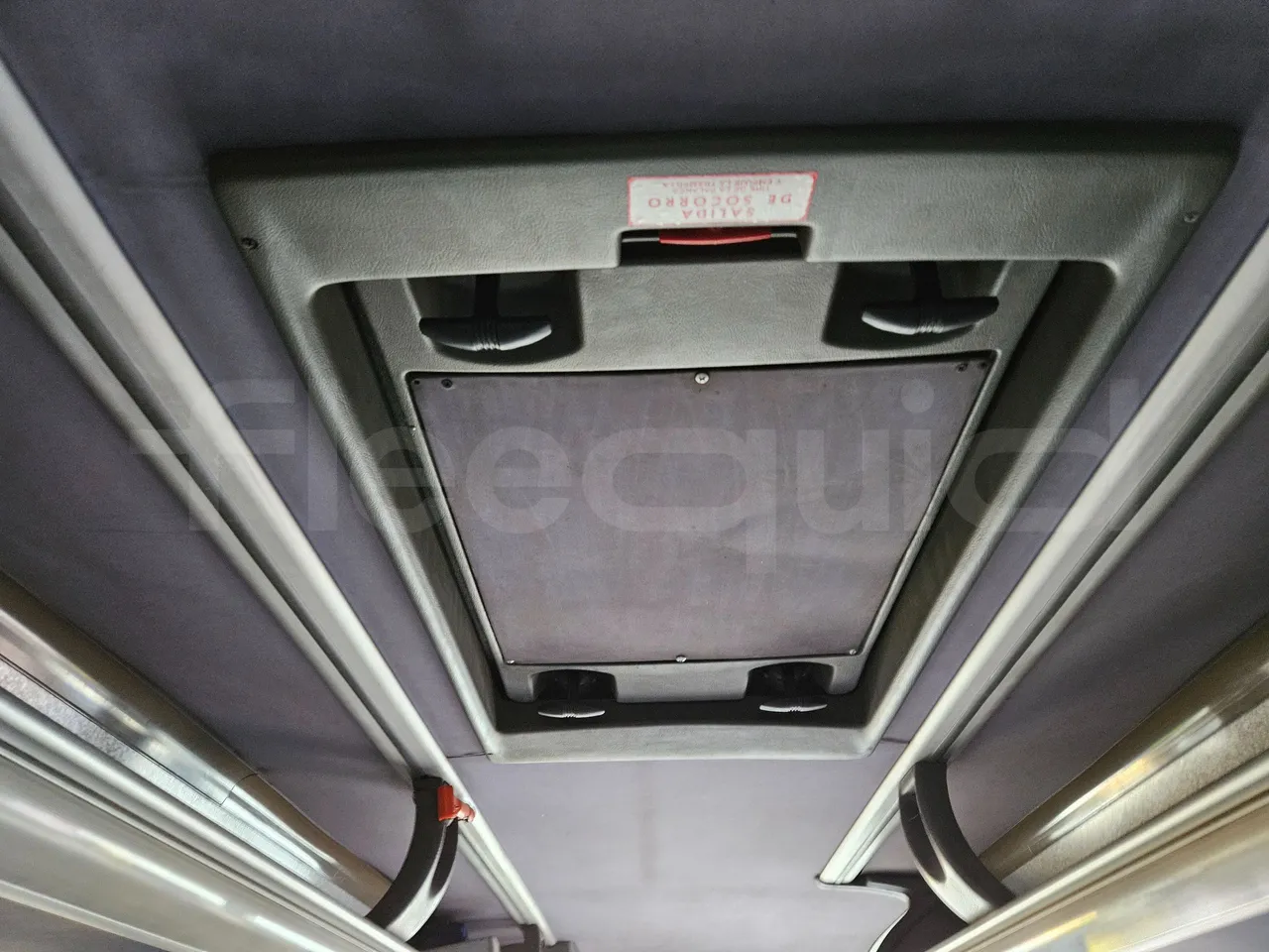 Iveco Mago2 CC80E - Euro 3 -130kW - 8.8 mt - roof hatch 1