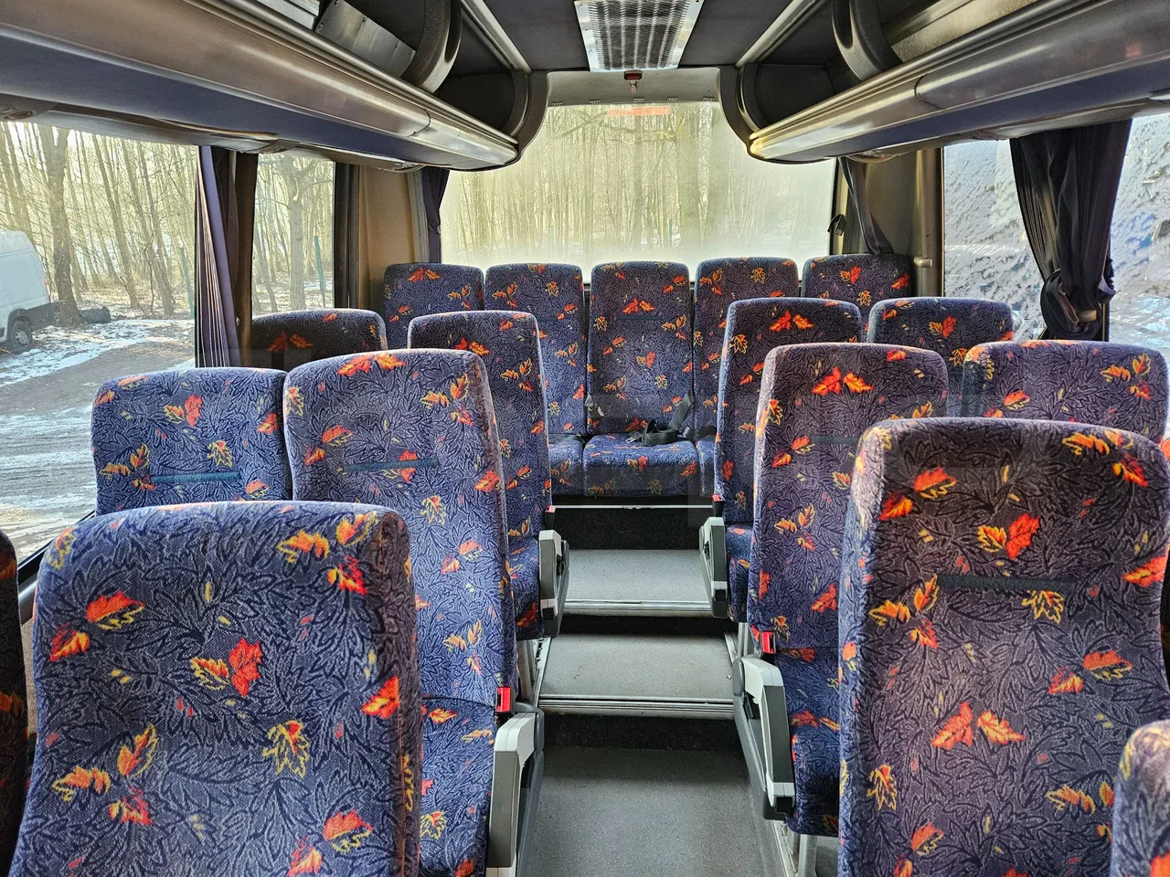 Iveco Mago2 CC80E - Euro 3 -130kW - 8.8 mt - reverse view middle aisle