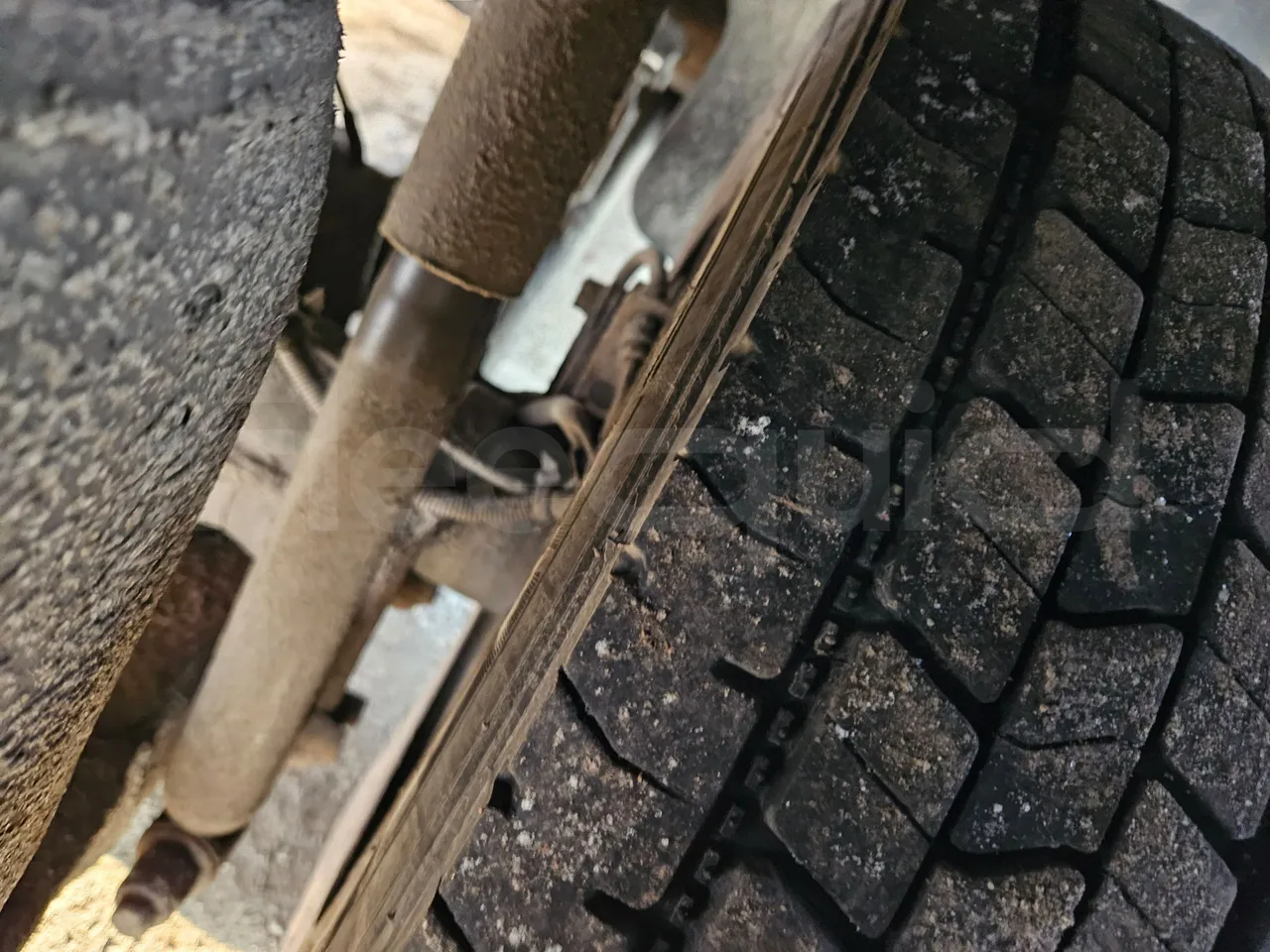 Iveco Mago2 CC80E - Euro 3 -130kW - 8.8 mt - axle 2 shock absorbers 1 right