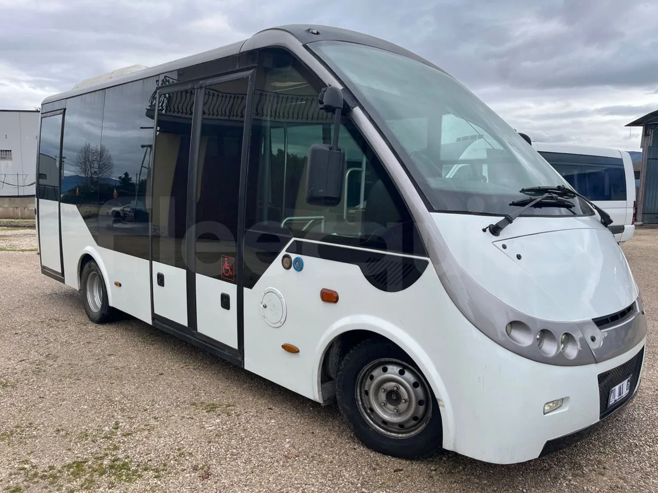 Nomec Stacobus Itineris 595 SB - Euro4 - 107kW - 7.020mt - Base cover photo