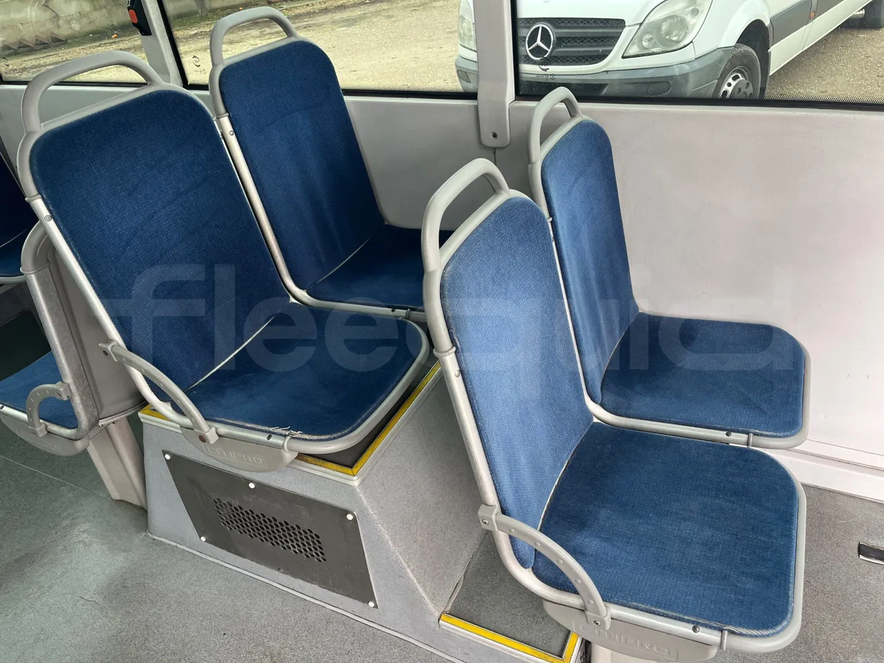 Nomec Stacobus Itineris 595 SB - Euro4 - 107kW - 7.020mt - single seat detail