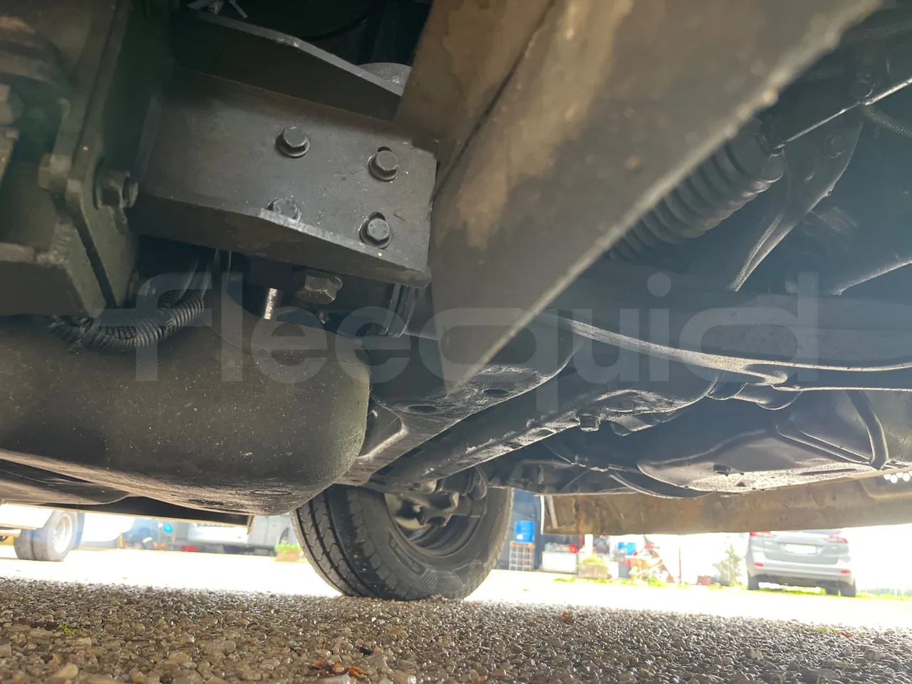 Nomec Stacobus Itineris 595 SB - Euro4 - 107kW - 7.020mt - front axle left side