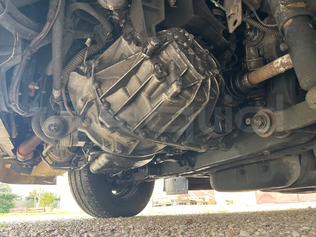 Nomec Stacobus Itineris 595 SB - Euro4 - 107kW - 7.020mt - front axle right side