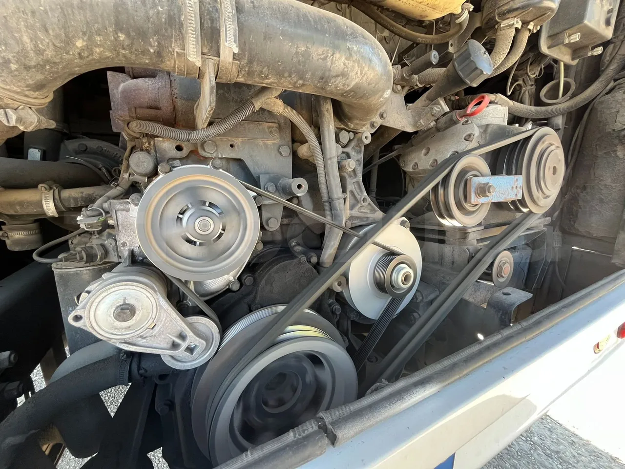 Irizar Scania Century K114IB - EUR3 - 250kW - 12m - engine plate photo