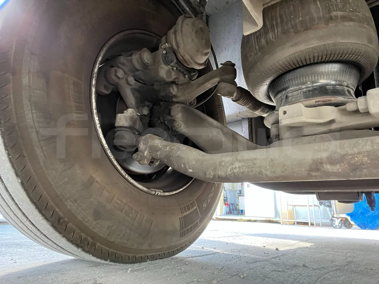 Irizar Scania Century K114IB - EUR3 - 250kW - 12m - axle 2 caliper brakes right