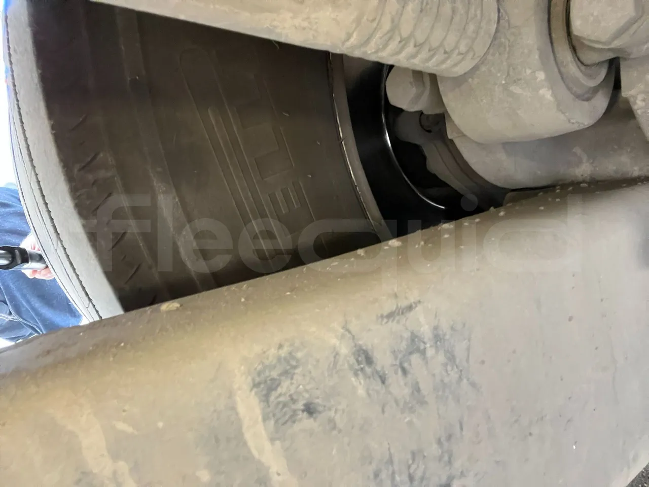 Irizar Scania Century K114IB - EUR3 - 250kW - 12m - front air springs right