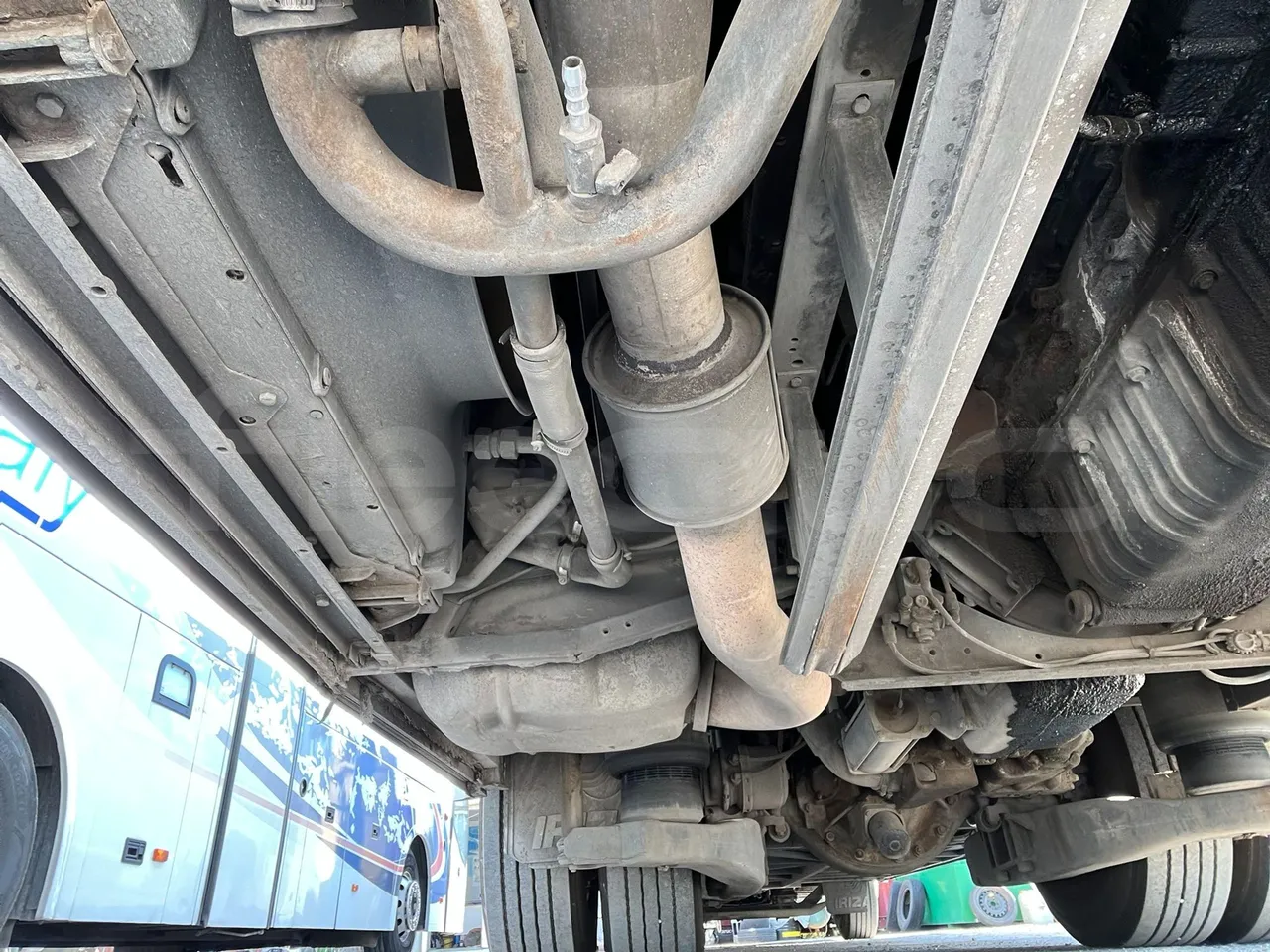 Irizar Scania Century K114IB - EUR3 - 250kW - 12m - front shock absorbers left