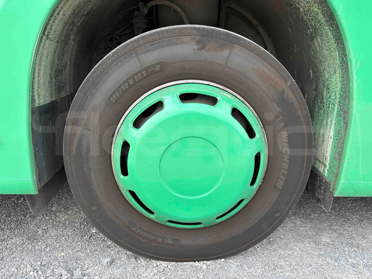 Mercedes-Benz Citaro - First Axle Left Side: Complete Tyre