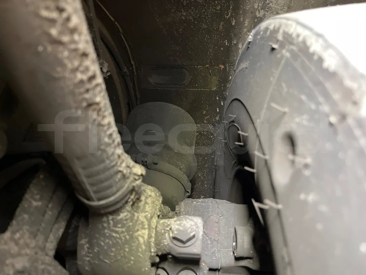 Mercedes-Benz O 530 5303/P - Euro 5 - 210 kW - 11.950 mt - axle 2 caliper brakes left