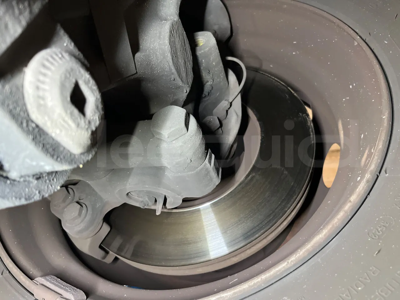 Mercedes-Benz O 530 5303/P - Euro 5 - 210 kW - 11.950 mt - front discs right