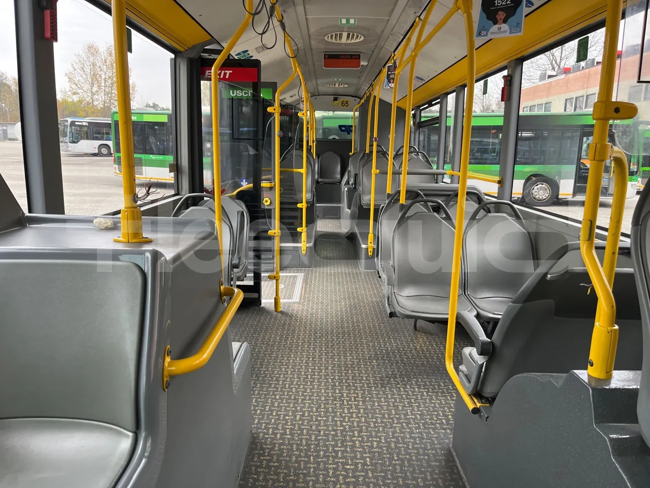 Mercedes-Benz O 530 5303/P - Euro 5 - 210 kW - 11.950 mt - interior reverse seats driver height