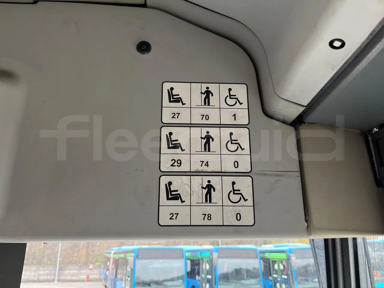 Mercedes-Benz O 530 5303/P - Euro 5 - 210 kW - 11.950 mt - seat plate photo