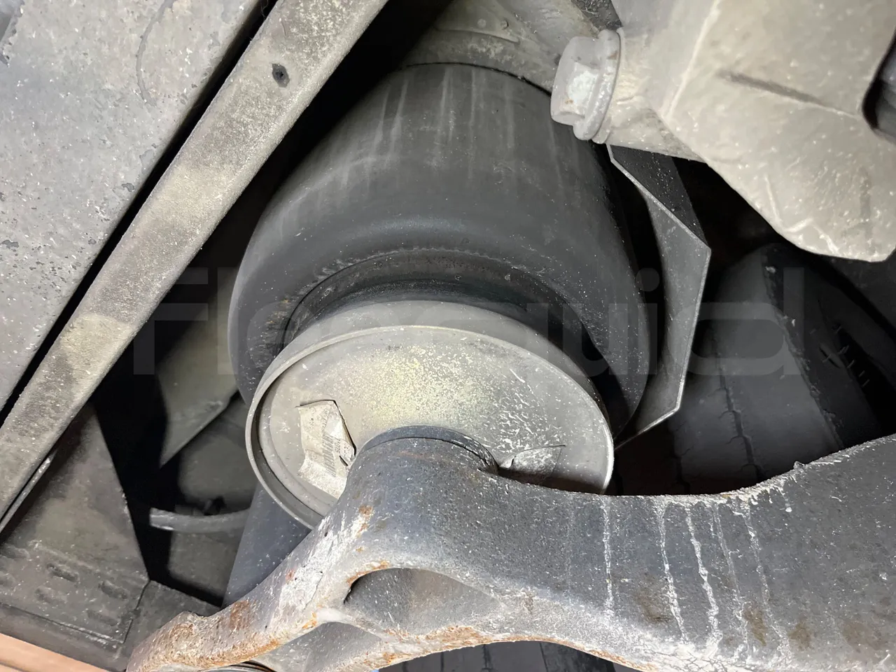 Mercedes-Benz O 530 5303/P - Euro 5 - 210 kW - 11.950 mt - axle 2 shock absorbers 2 left