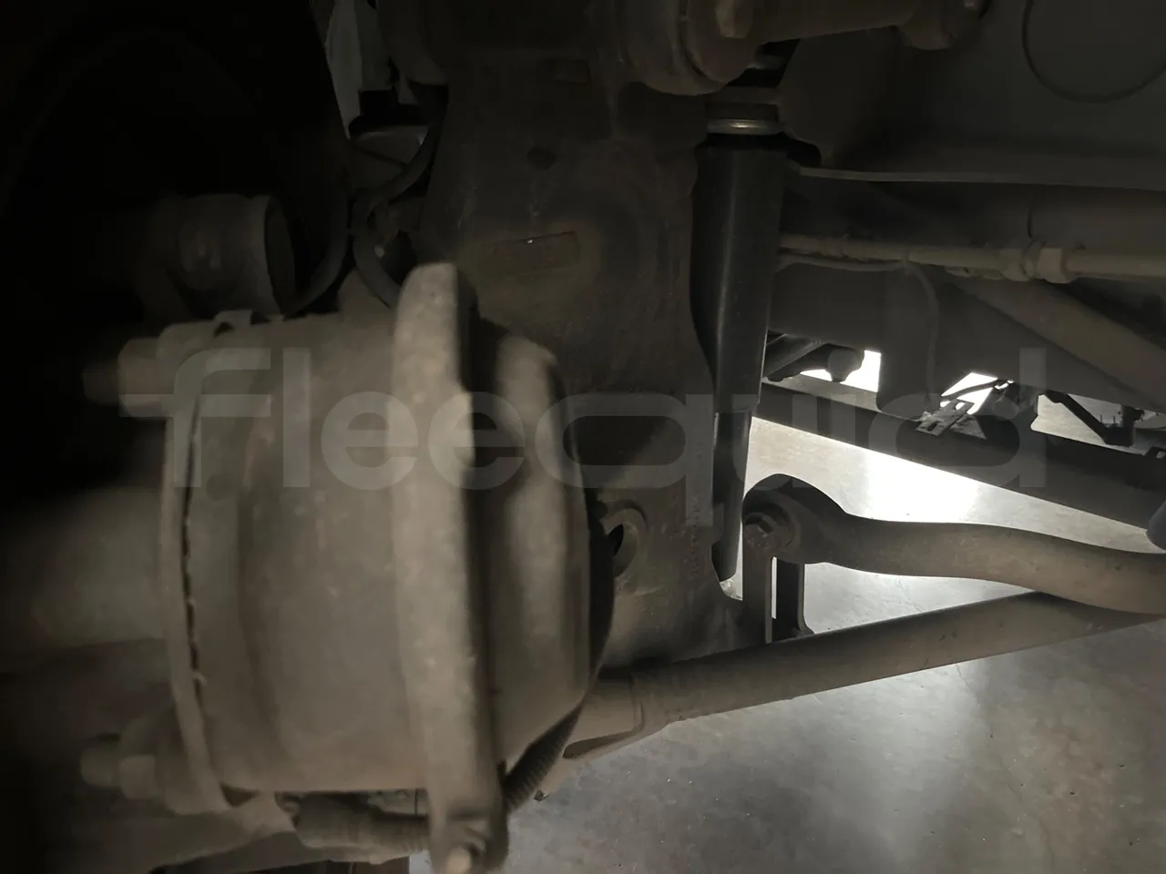 Man Ratio 18440-Ratio Stergo/ Euro 4 - 324 Kw - 12,720 Mt - front shock absorbers left