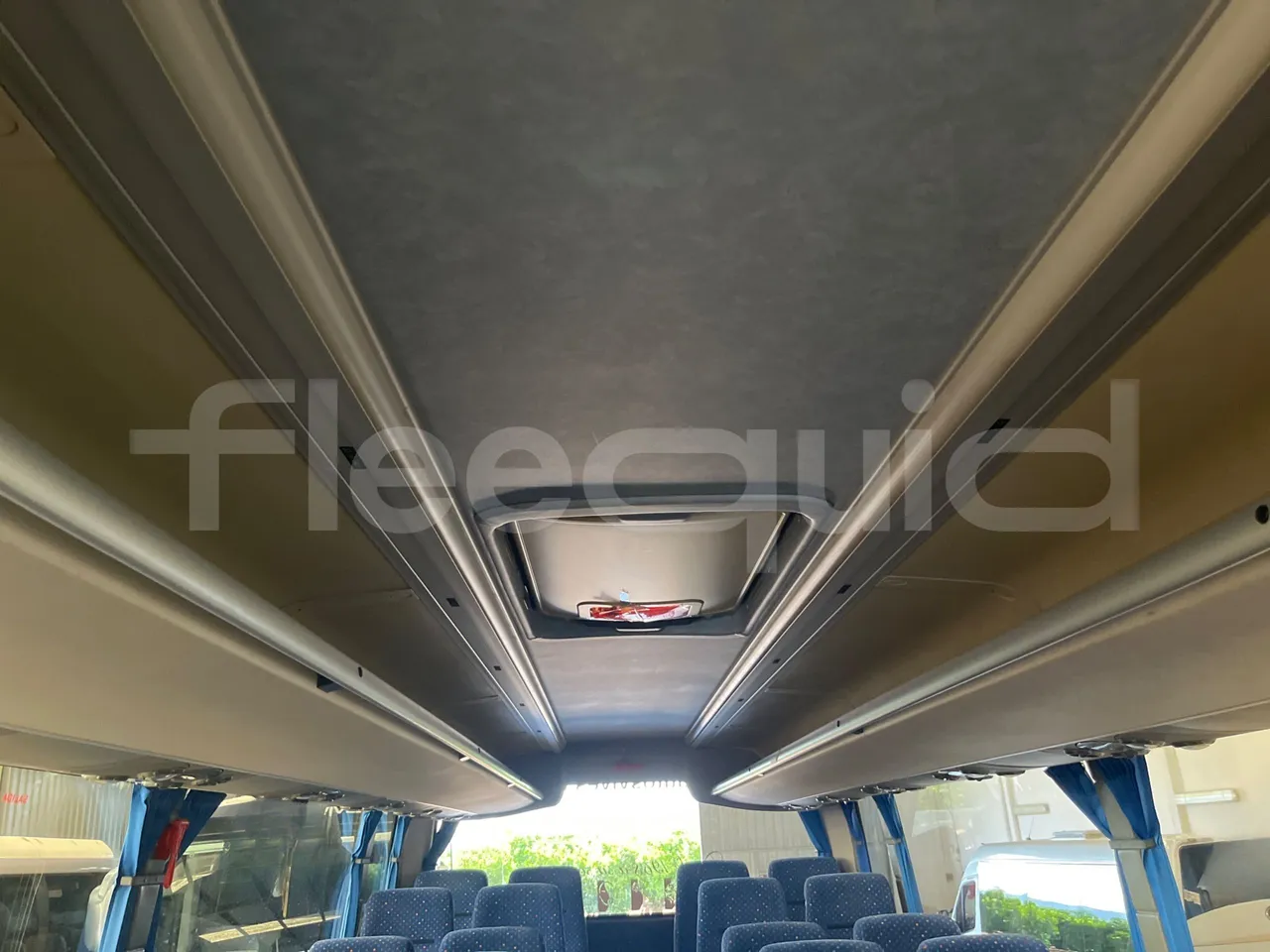 Man Ratio 18440-Ratio Stergo/ Euro 4 - 324 Kw - 12,720 Mt - roof hatch 2