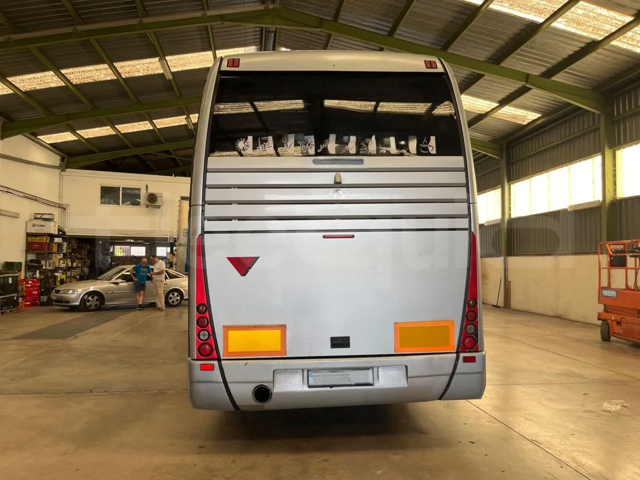 Man Ratio 18440-Ratio Stergo/ Euro 4 - 324 Kw - 12,720 Mt - rear hatch closed