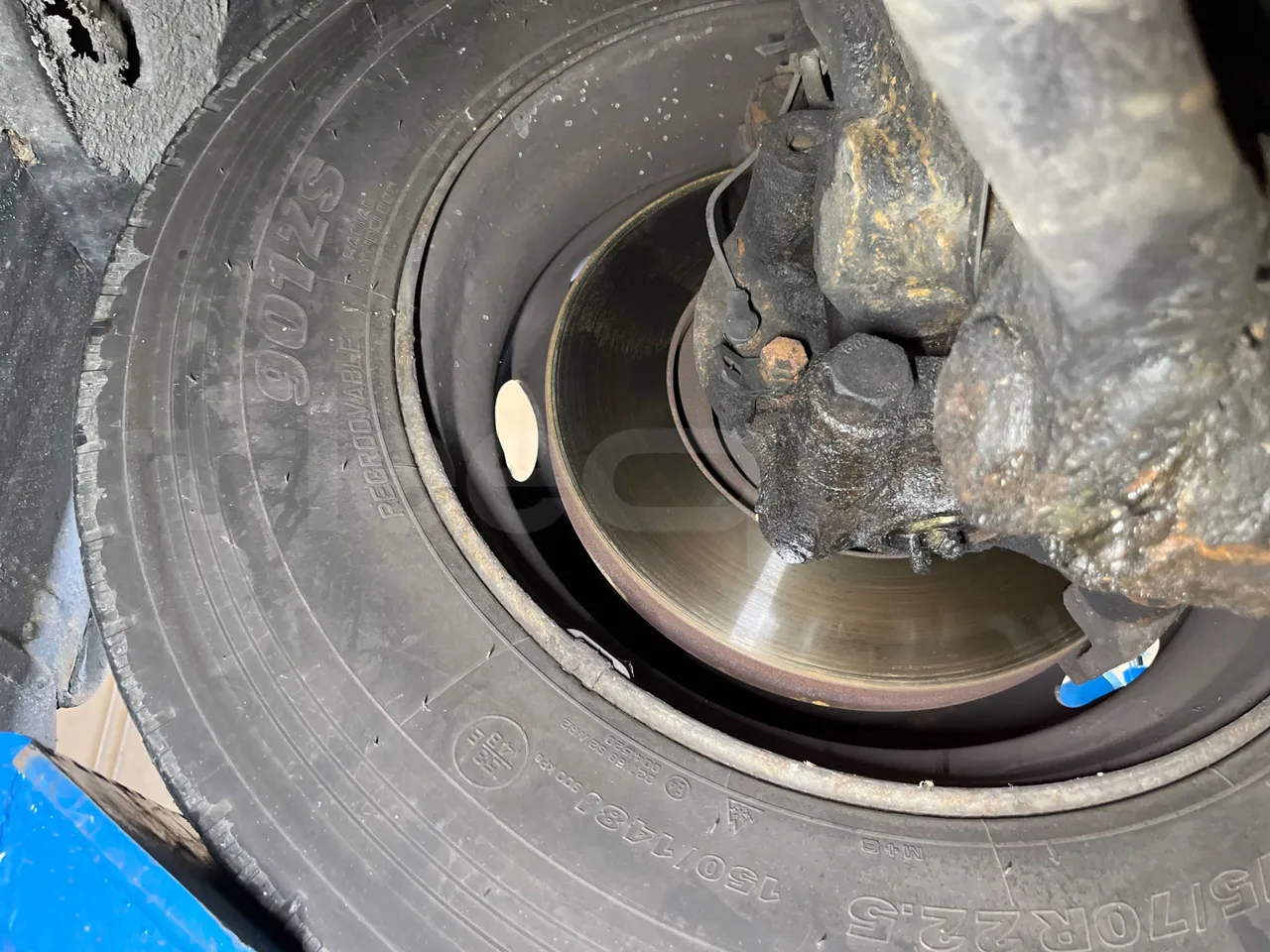 Solaris Urbino 12 -EUR5 - 231kW - 12m - front discs left