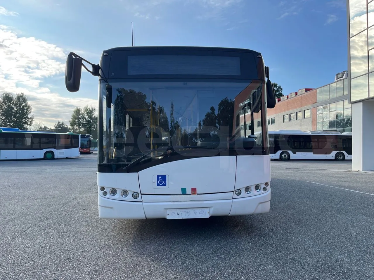 Solaris Urbino 12 -EUR5 - 231kW - 12m - front photo
