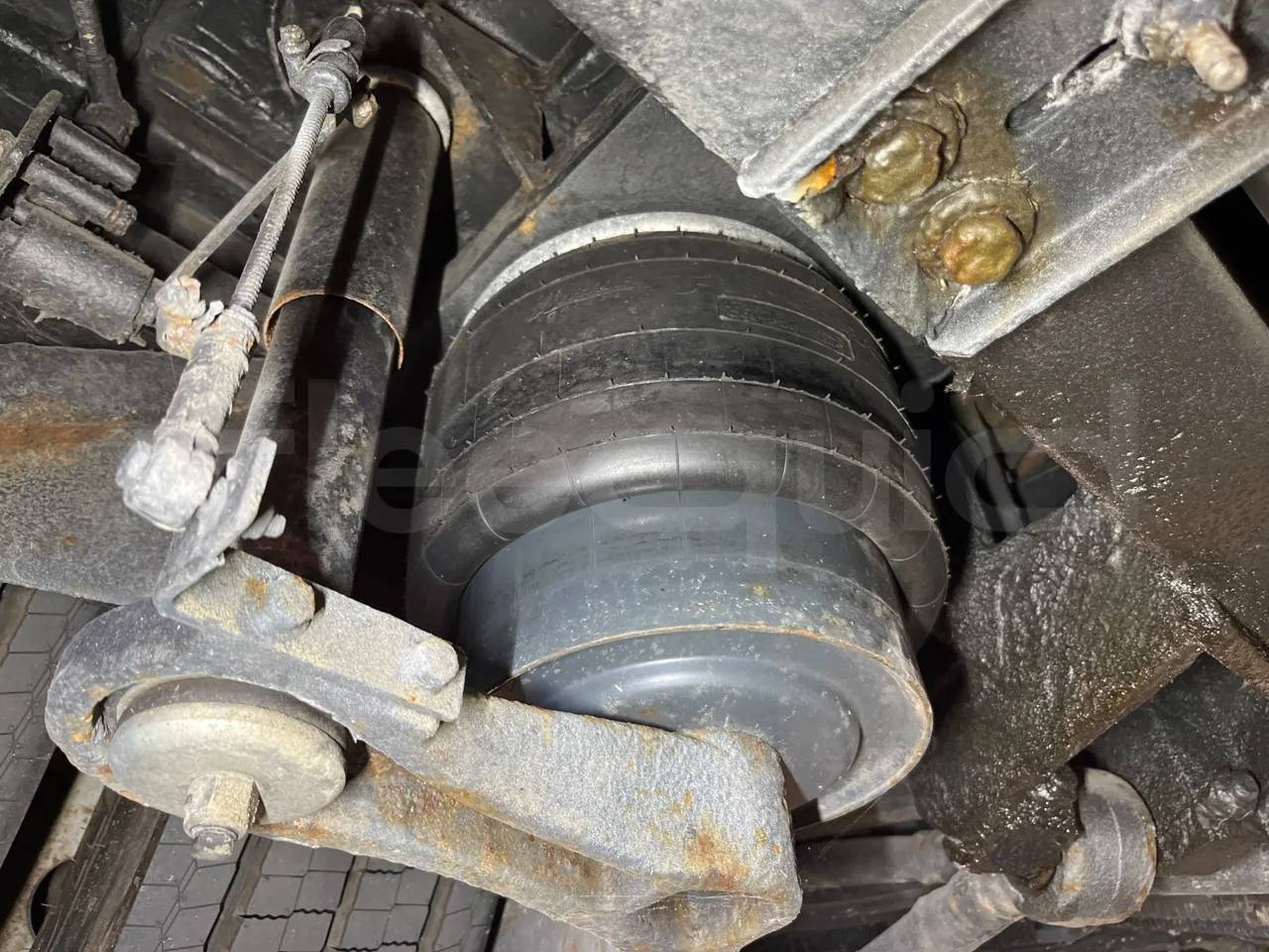 Solaris Urbino 12 -EUR5 - 231kW - 12m - axle 2 shock absorbers 2 left