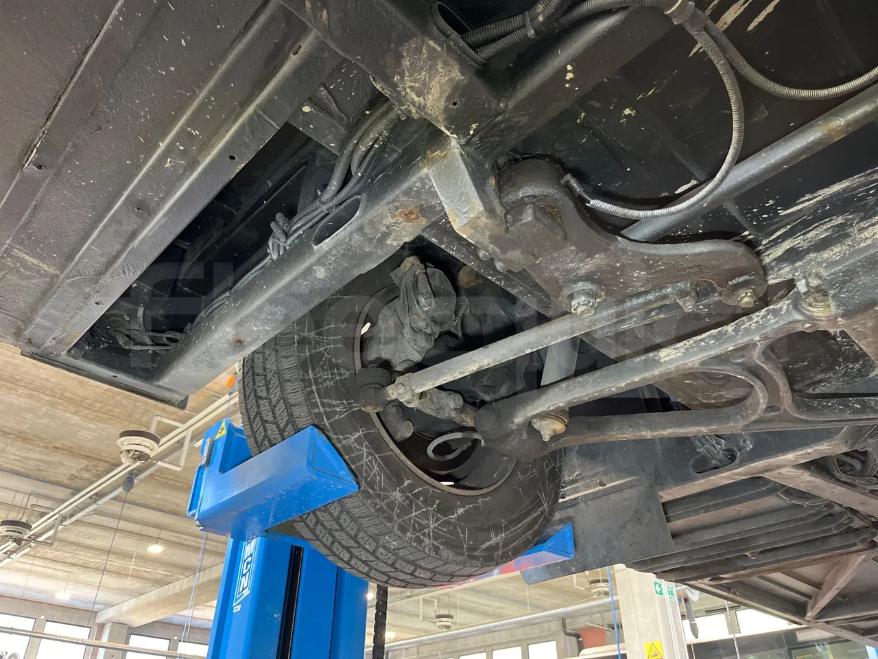Solaris Urbino 12 -EUR5 - 231kW - 12m - front axle right side