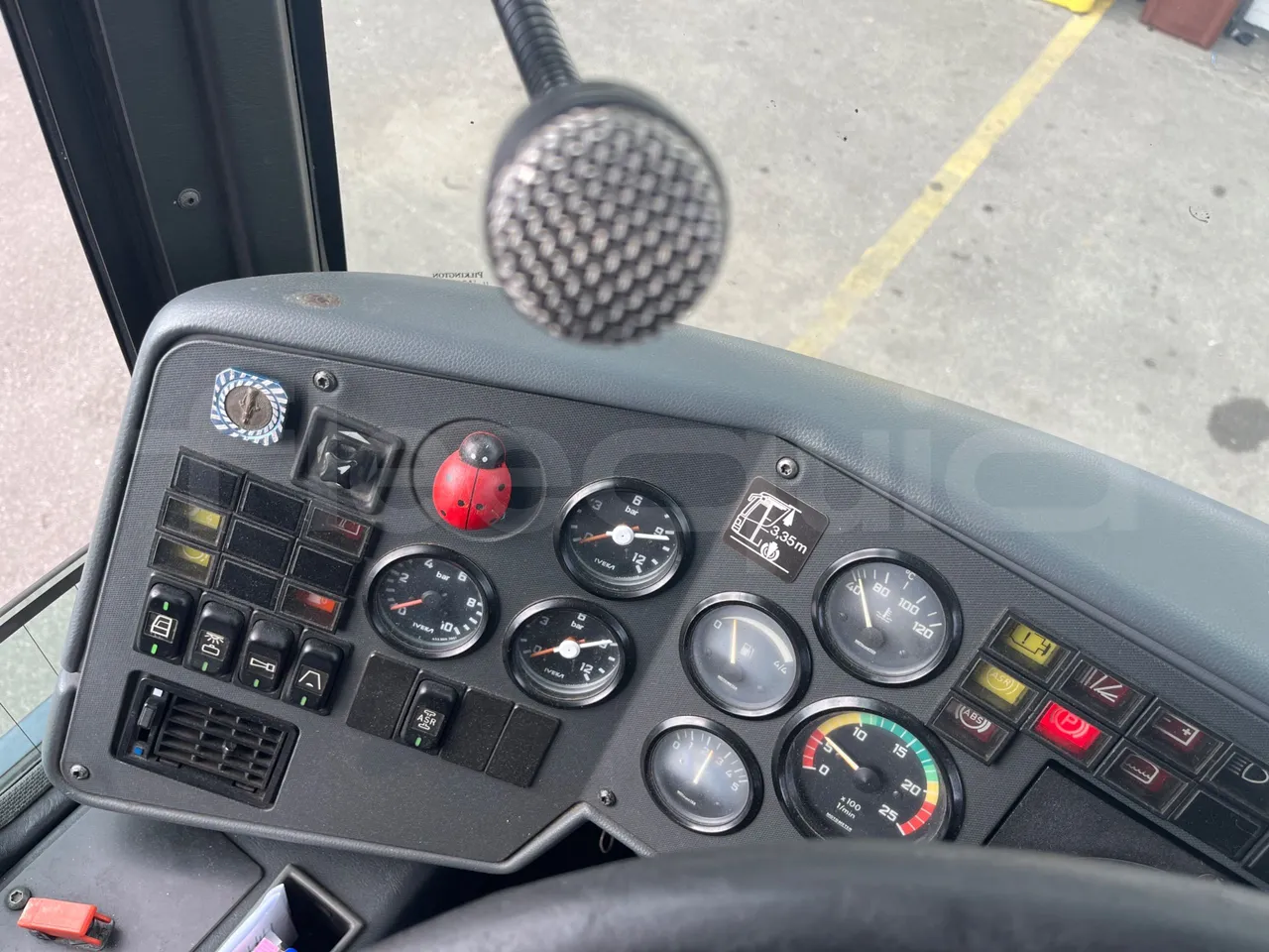 Setra S315 UL/ Euro 3 - 260 Kw - 12 Mt - hostes microphone accessories photo