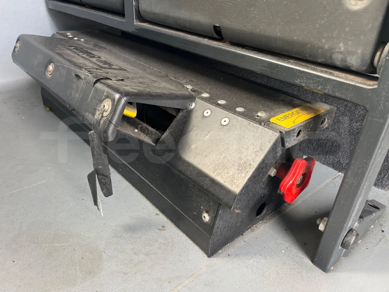 Setra S315 UL/ Euro 3 - 260 Kw - 12 Mt - toilette accessories photo