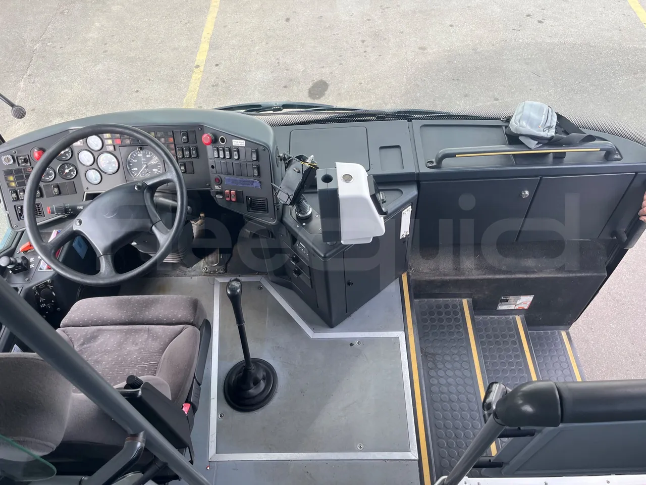 Setra S315 UL/ Euro 3 - 260 Kw - 12 Mt - buttons panels on