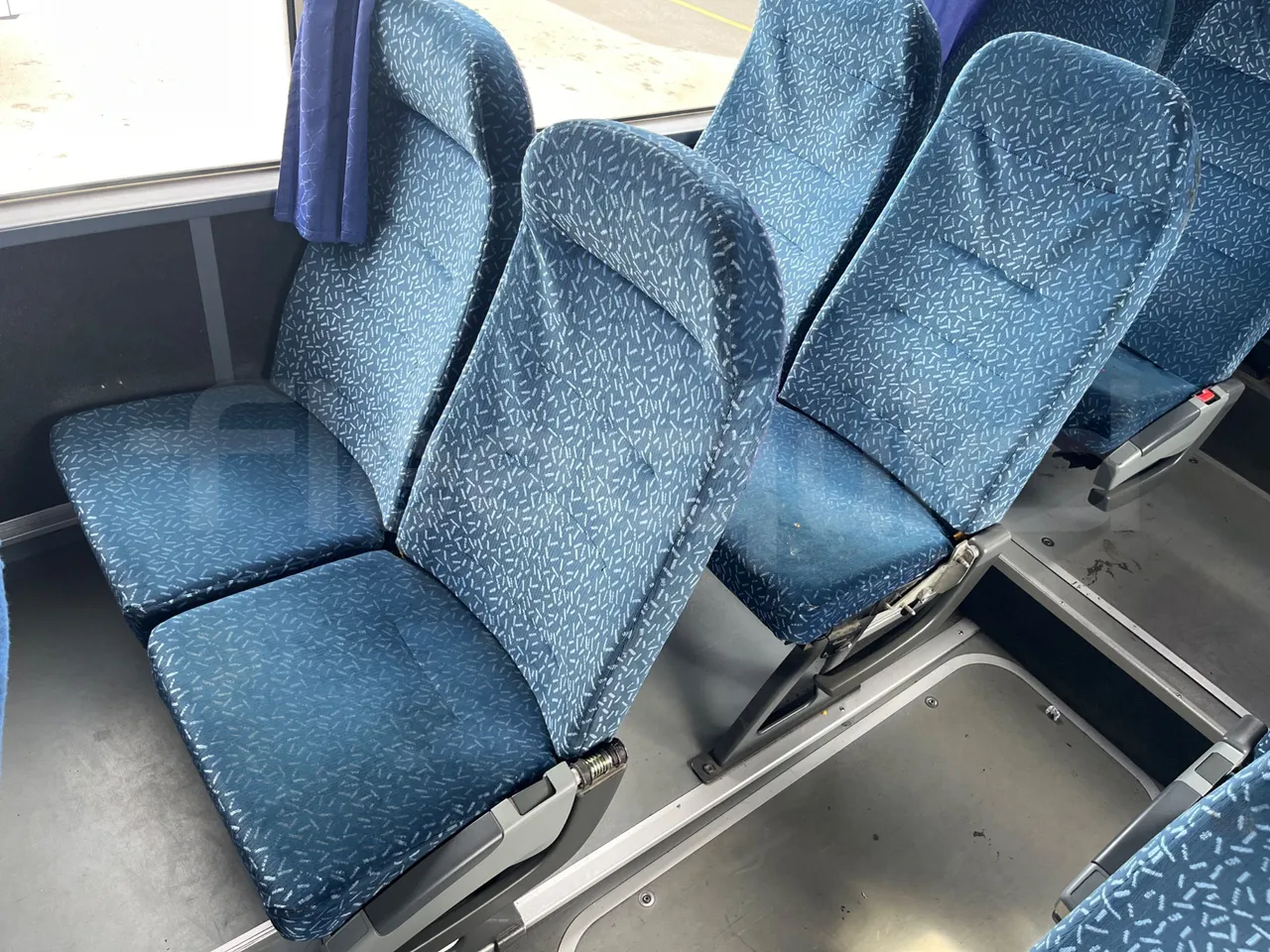 Setra S315 UL/ Euro 3 - 260 Kw - 12 Mt - central seat safety belt