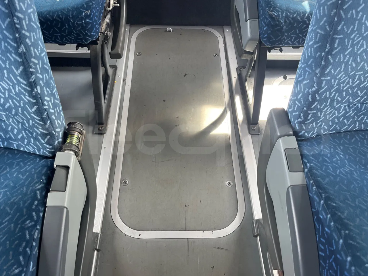Setra S315 UL/ Euro 3 - 260 Kw - 12 Mt - floor hatches photo