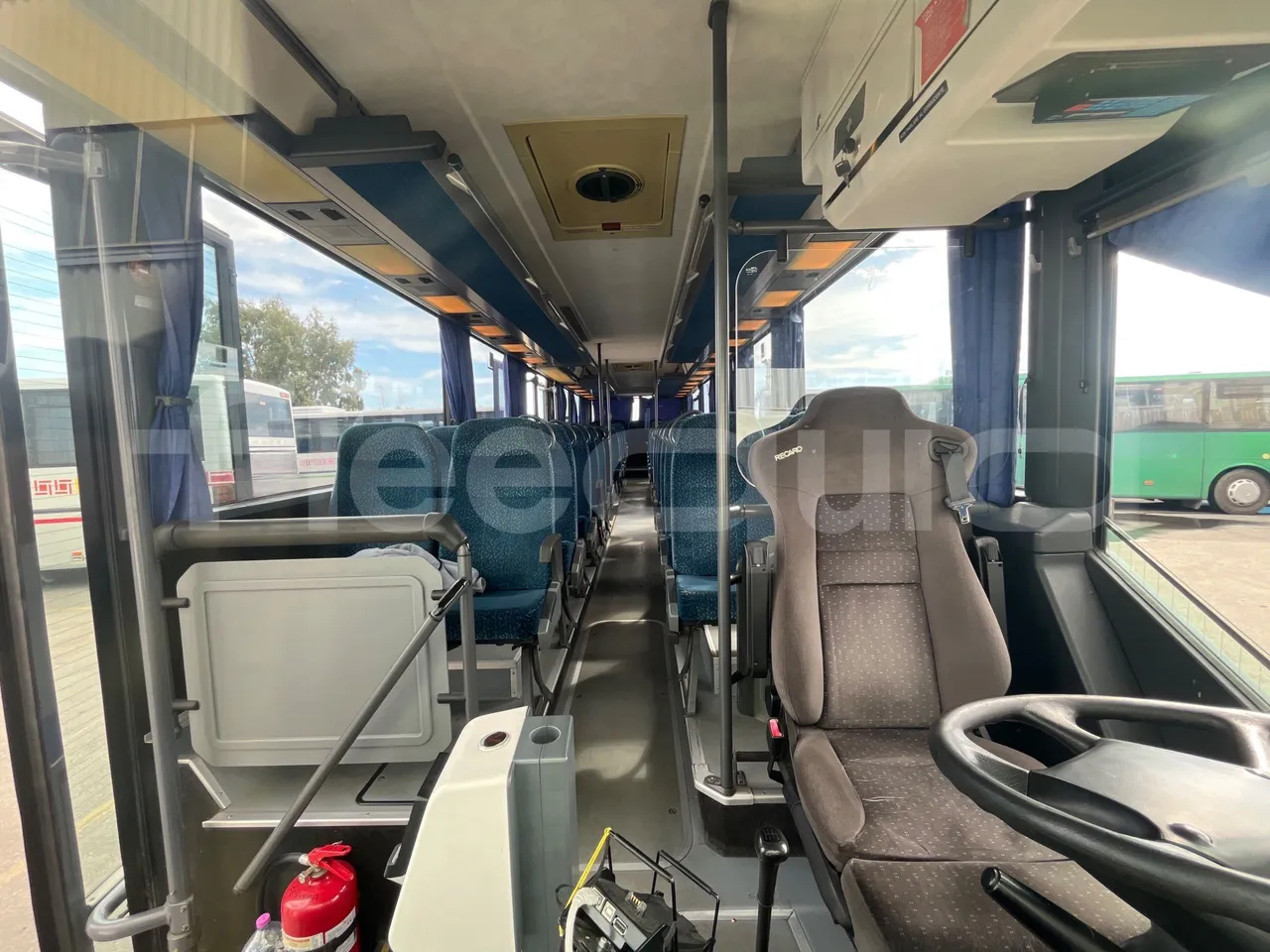 Setra S315 UL/ Euro 3 - 260 Kw - 12 Mt - turntable internal (18m)