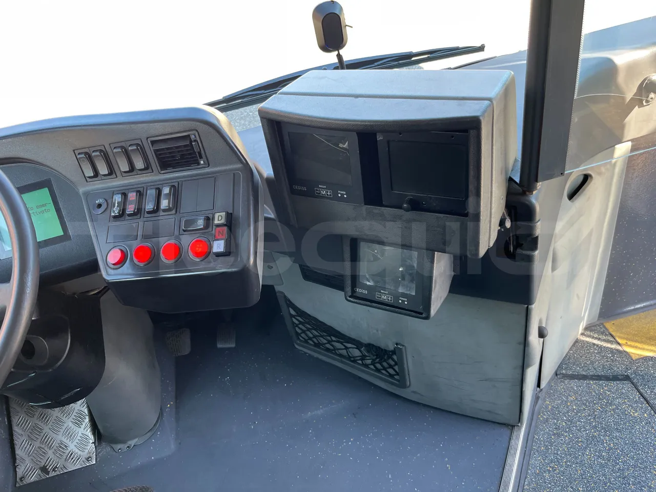 Mercedes-Benz Citaro G 0530 - Euro5 - 260kW - 17.940mt - radio accessories photo