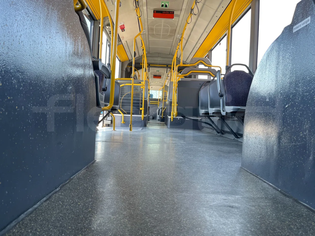 Mercedes-Benz Citaro G 0530 - Euro5 - 260kW - 17.940mt - seat brackets photo