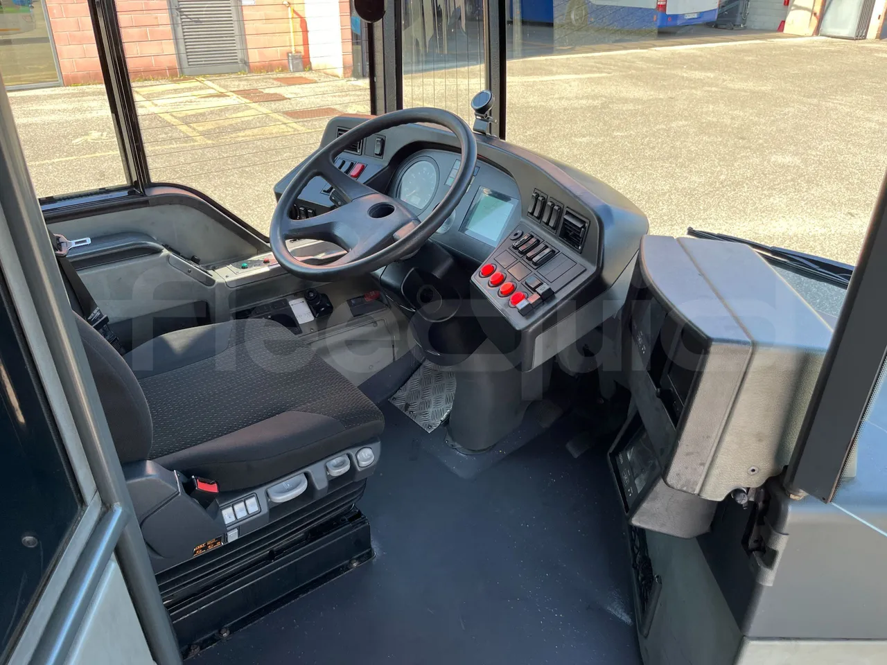 Mercedes-Benz Citaro G 0530 - Euro5 - 260kW - 17.940mt - buttons panels on