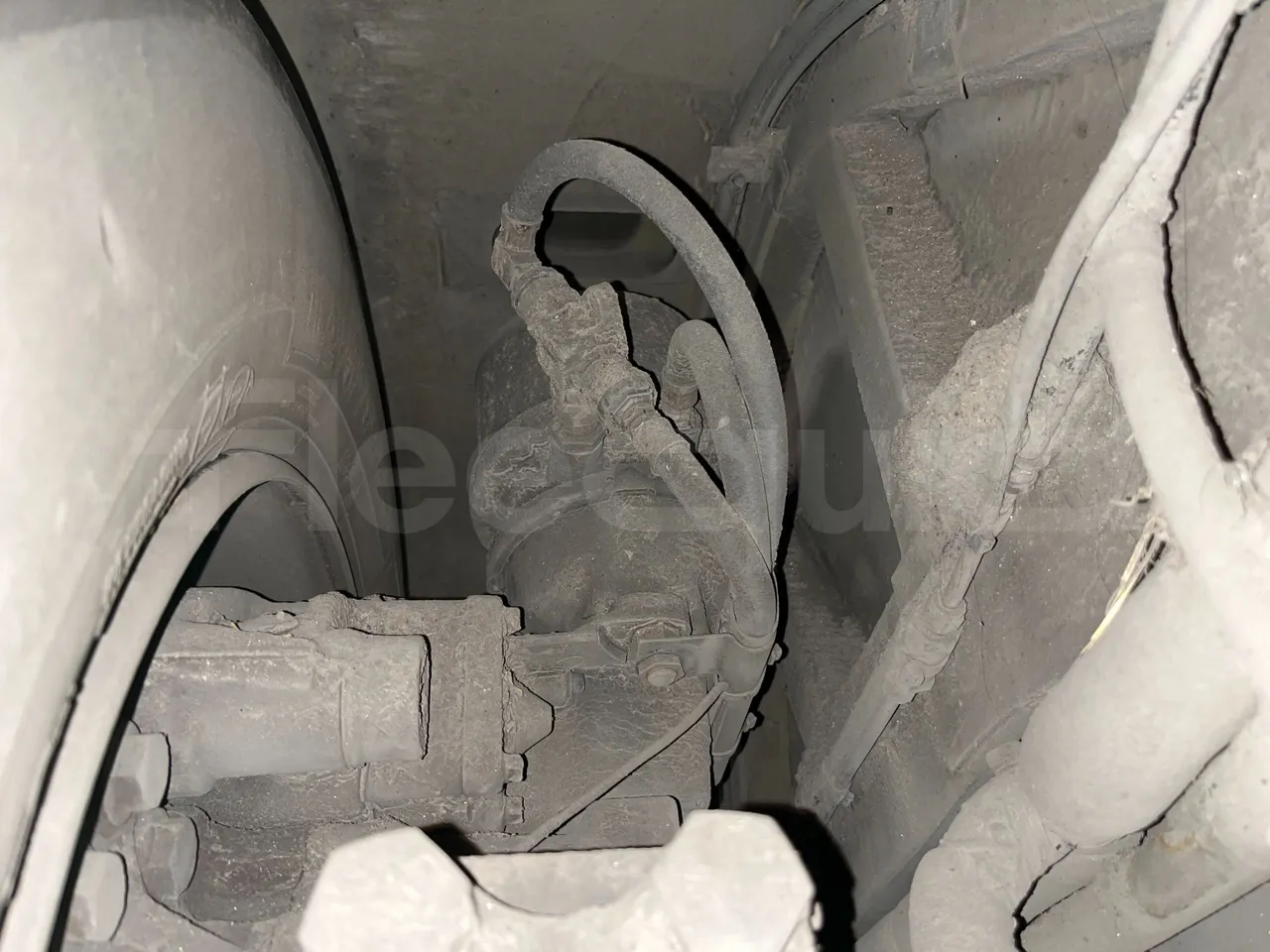 Mercedes-Benz Citaro G 0530 - Euro5 - 260kW - 17.940mt - axle 2 caliper brakes left