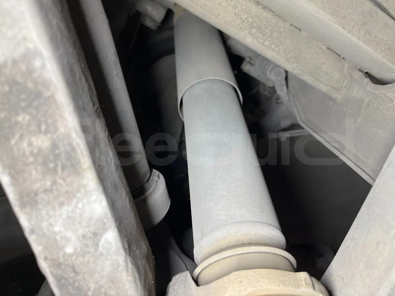 Mercedes-Benz Citaro G 0530 - Euro5 - 260kW - 17.940mt - front shock absorbers left