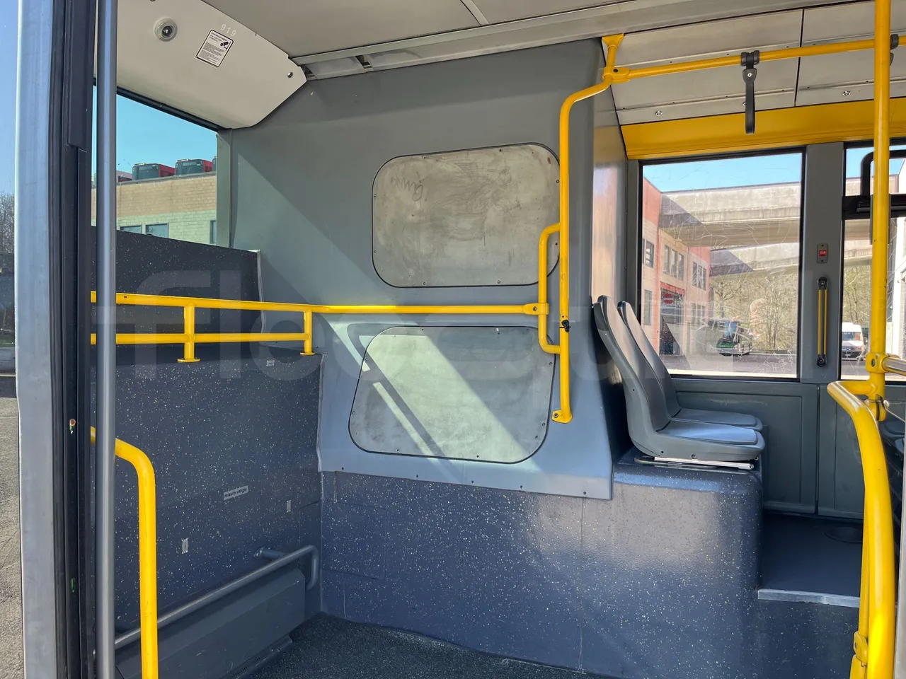 Mercedes-Benz Citaro G 0530 - Euro5 - 260kW - 17.940mt - floor hatches photo