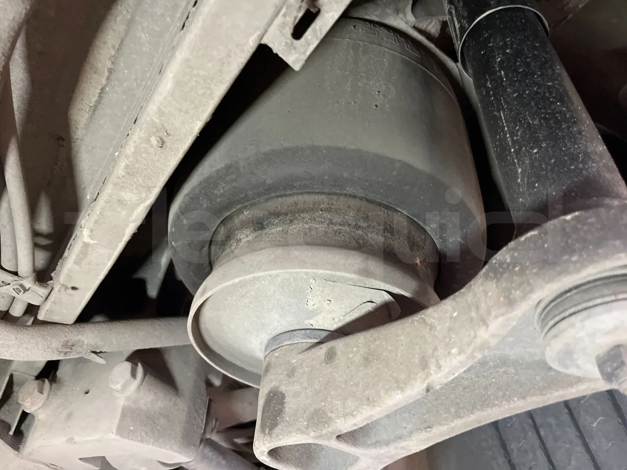 Mercedes-Benz Citaro G 0530 - Euro5 - 260kW - 17.940mt - axel 3 shock absorbers 2 left