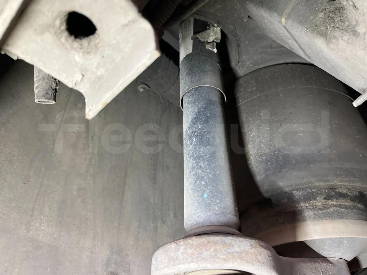 Mercedes-Benz Citaro G 0530 - Euro5 - 260kW - 17.940mt - axle 2 shock absorbers 2 left