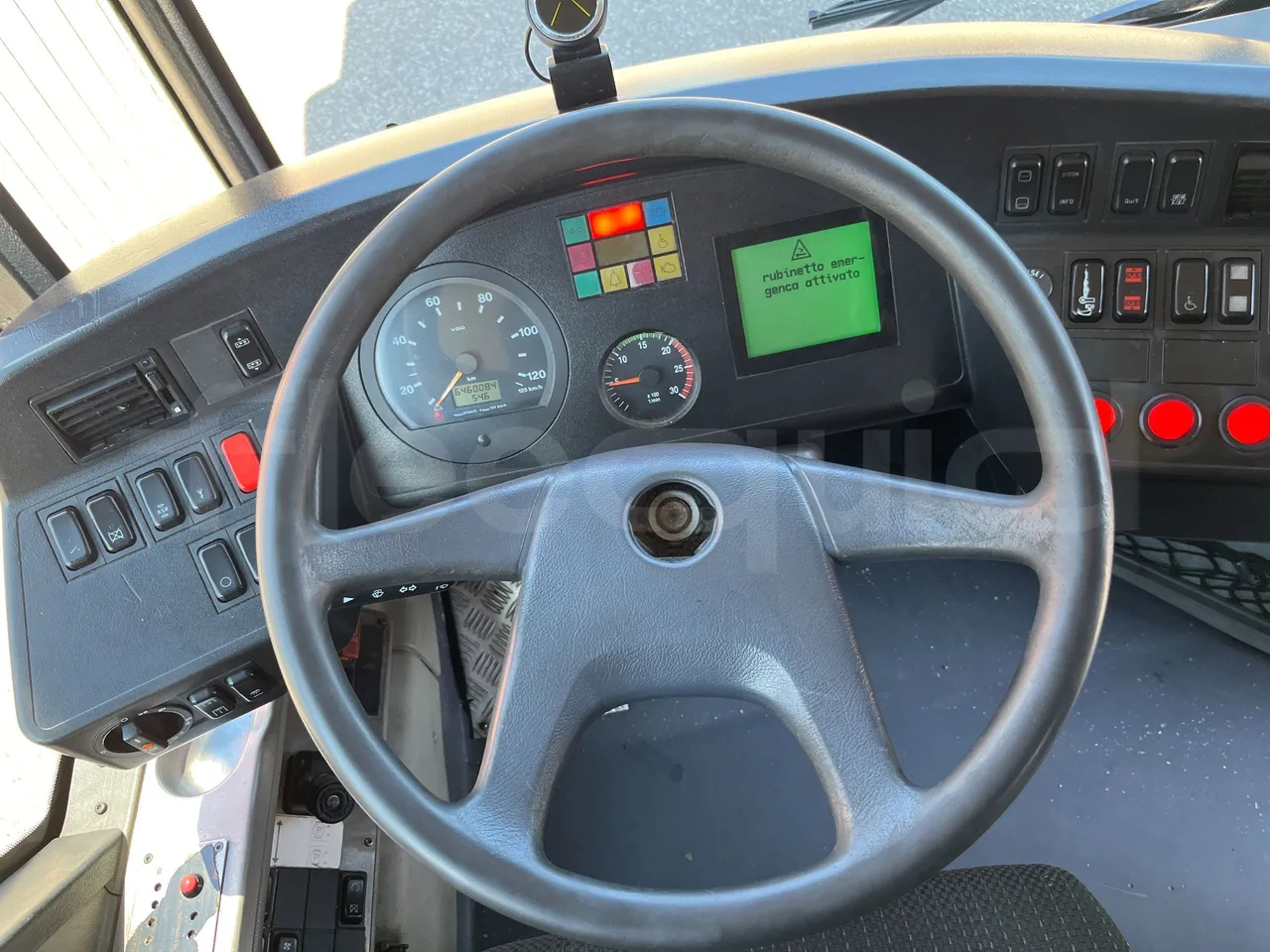 Mercedes-Benz Citaro G 0530 - Euro5 - 260kW - 17.940mt - steering wheel photo
